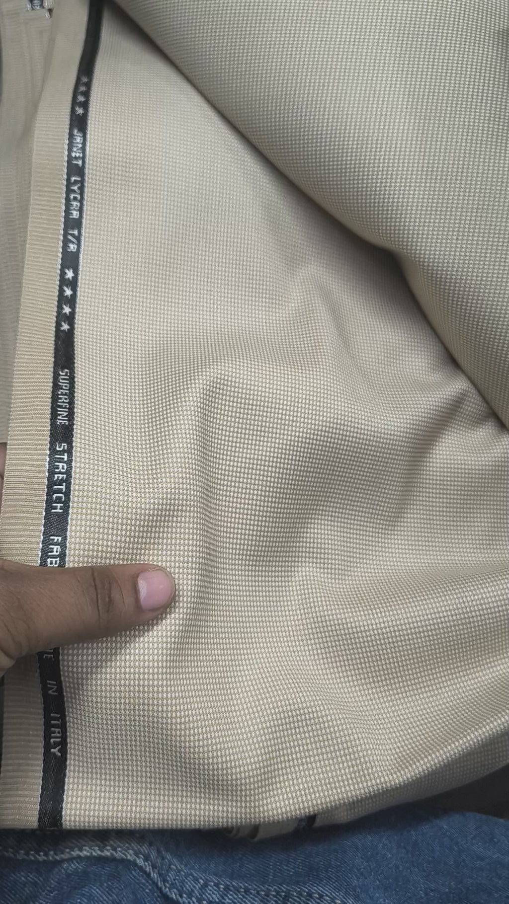 Bi-stretch Janet Terry rayon beige unstitched fabrics